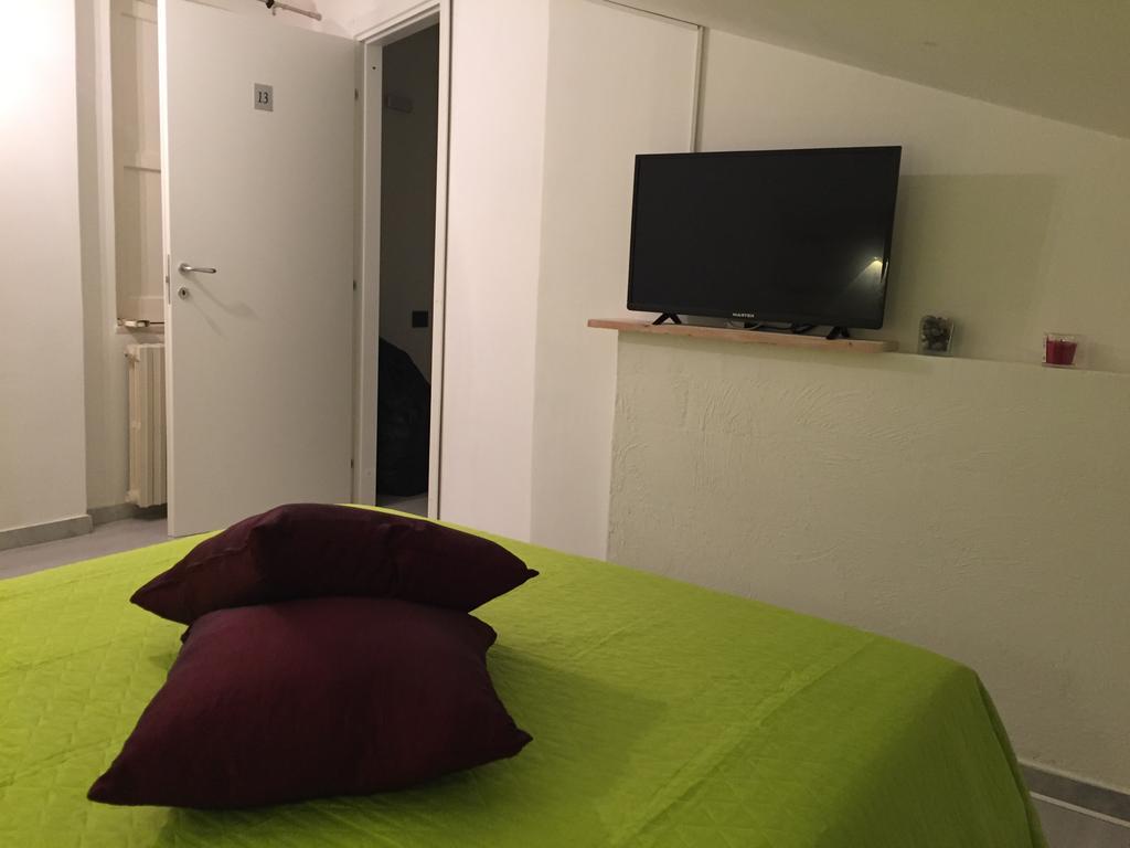 Apartament Mansarda 13 Salerno Zewnętrze zdjęcie